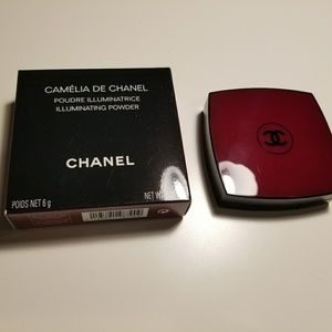 Chanel Camélia de chanel illuminating powder